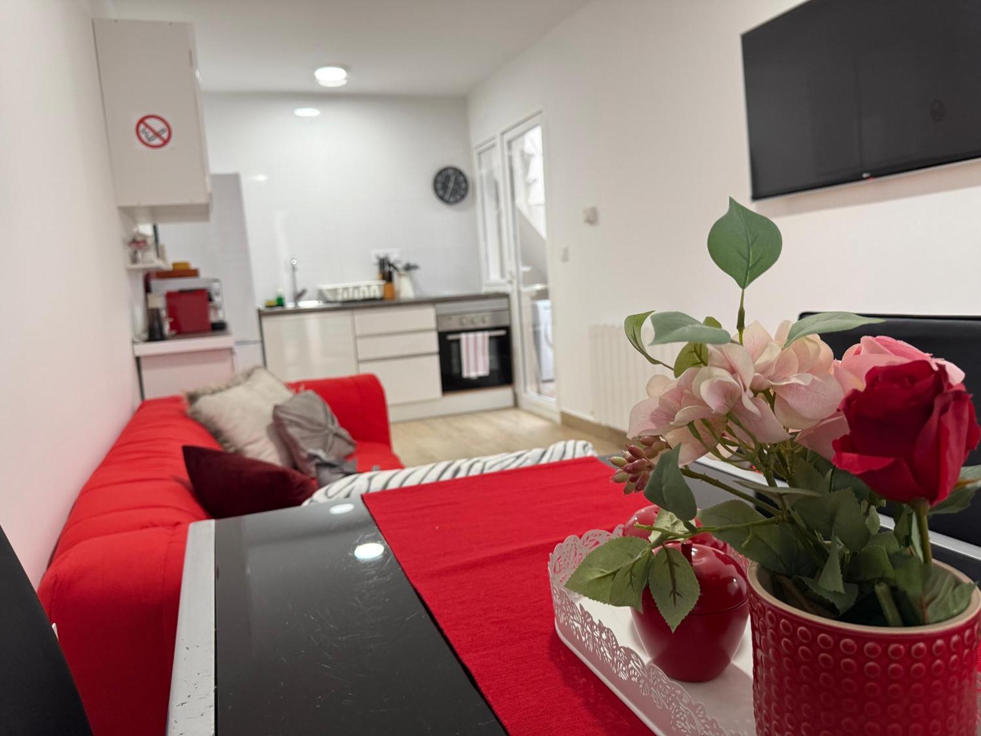 Rosa Rooms, Habitacion Con Bano Privado 포주엘로데알라르콘 외부 사진